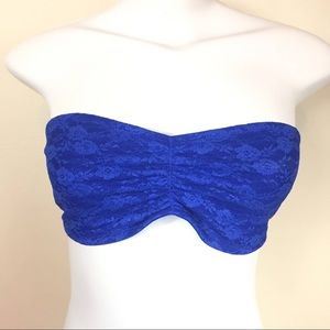 LIKE NEW PINK Victoria’s Secret Blue Lace Bandeau Bra - SZ Large